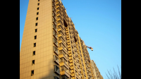 70年土地使用权到期为什么不强制拆除房子,这样房产市场永远不会饱和,土地财政不是就可以稳定下去了吗?